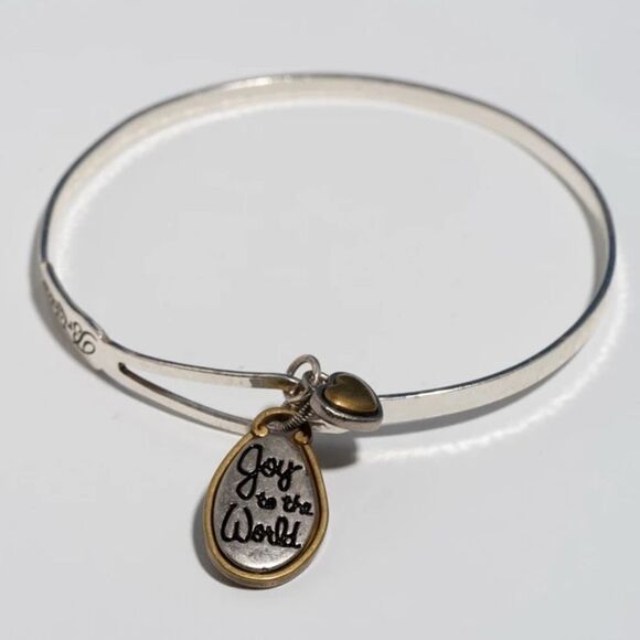 Brighton Art & Soul‎ "Joy to the World" Charm Silver Plated Bangle Bracelet - Picture 1 of 9